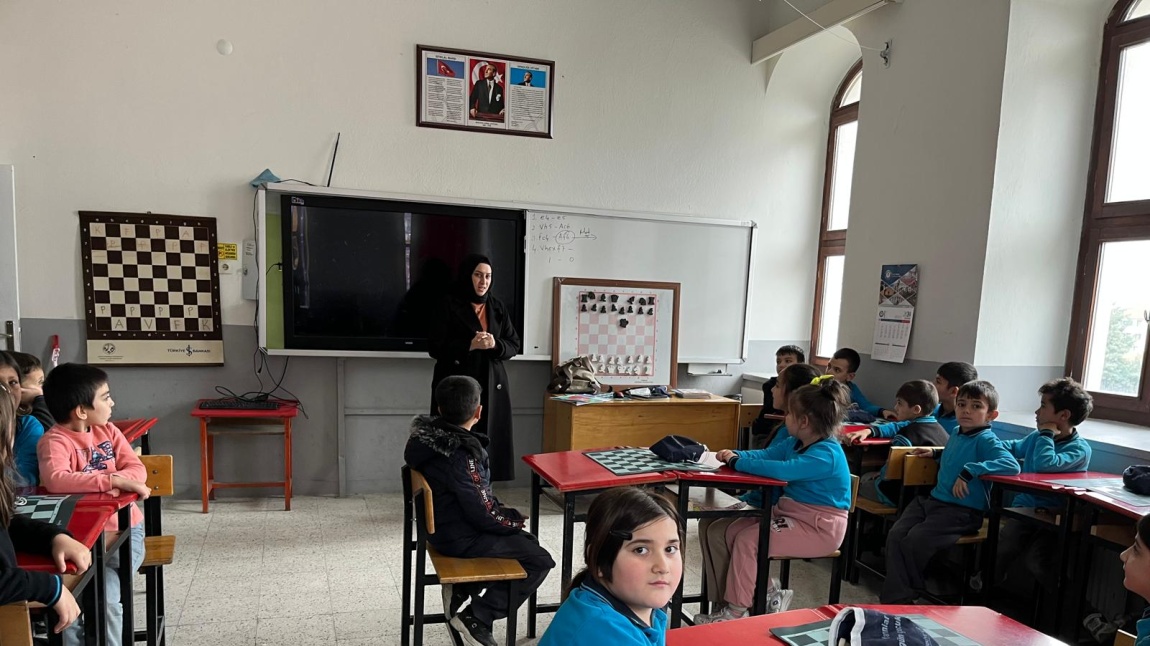 Öğrencilerimize Akran Zorbalığı Semineri 